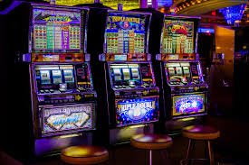 KangToto Live Casino dengan dealer cantik dan suasana nyata